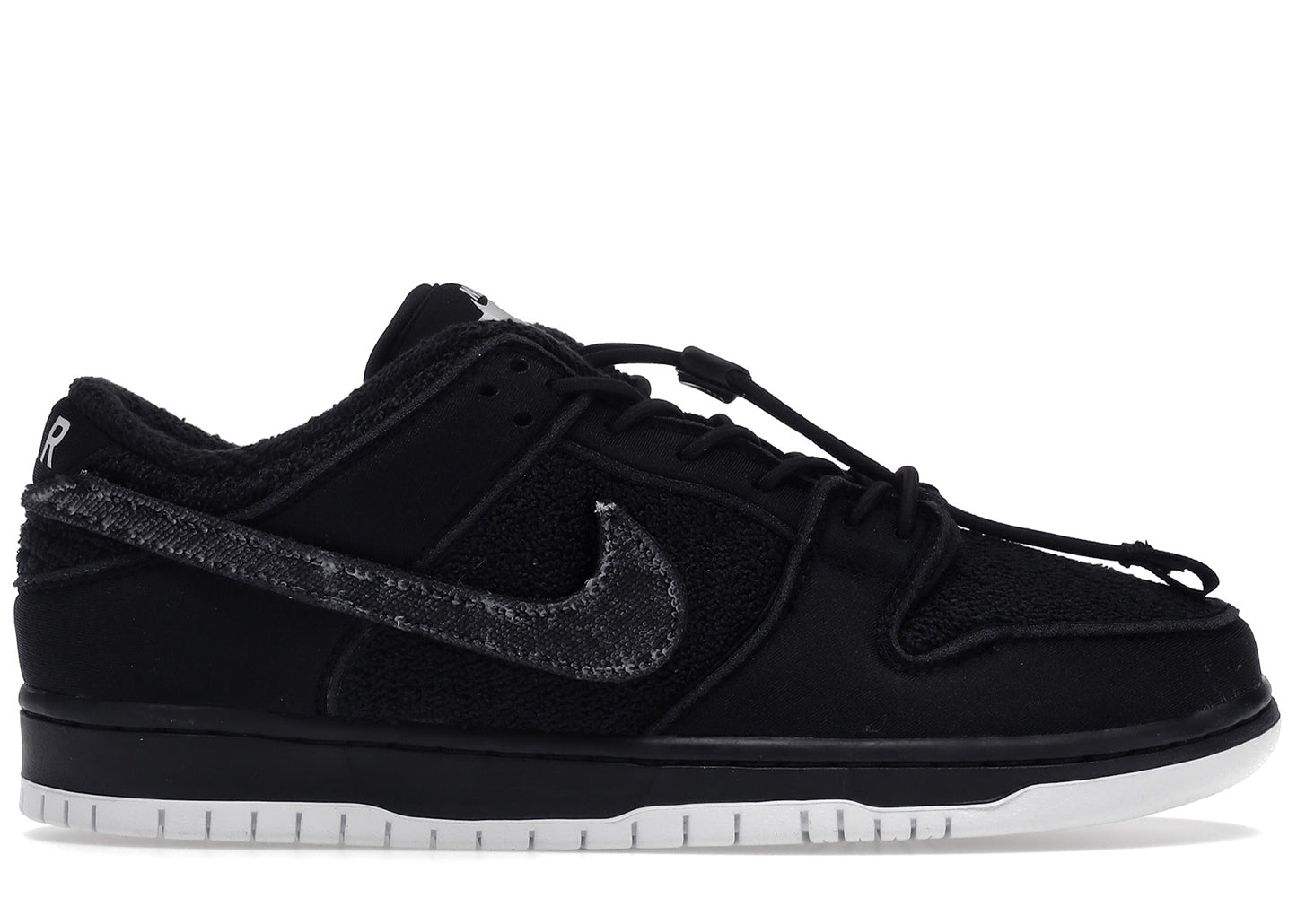 NIKE SB DUNK LOW GNARHUNTER